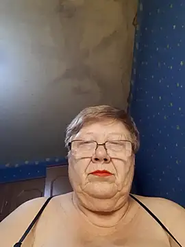 Snapshot of Lena_Gaby chatting on 11/10/25, 03:27 Lena Gaby online show from 11/10/25, 03:27