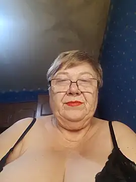 Snapshot of Lena_Gaby chatting on 11/17/25, 07:41 Lena Gaby online show from 11/17/25, 07:41