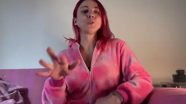 Nikky Divine online show from 01/04/25, 12:59