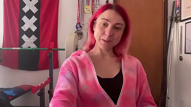 Nikky Divine online show from 01/10/25, 09:34