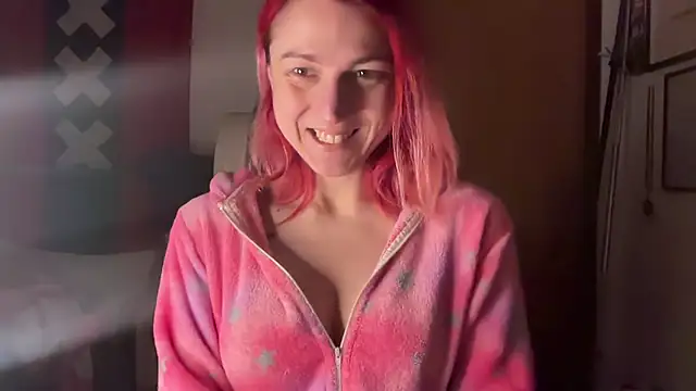 Nikky Divine online show from 01/16/25, 04:28