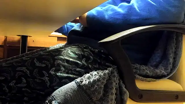 leccaleccafiga online show from 11/21/25, 09:35