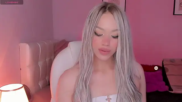 EvaEvangeline online show from 12/04/24, 07:39