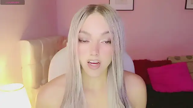 EvaEvangeline online show from 10/16/25, 03:07