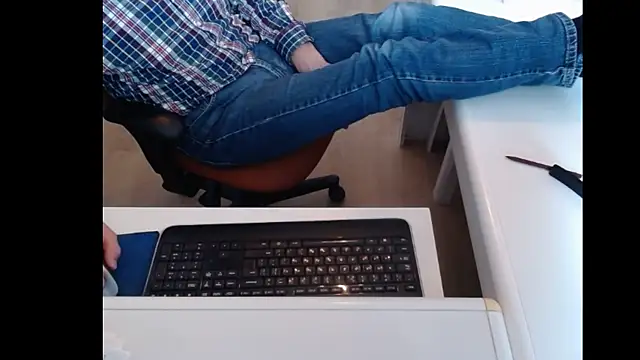 dutchpornking online show from 02/14/25, 02:02