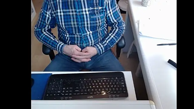 dutchpornking online show from 02/21/25, 12:06