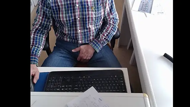 dutchpornking online show from 03/04/25, 08:24