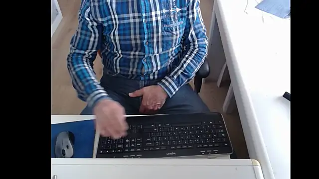 dutchpornking online show from 03/09/25, 08:40