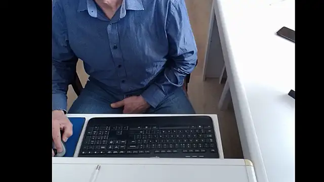 dutchpornking online show from 03/22/25, 11:42