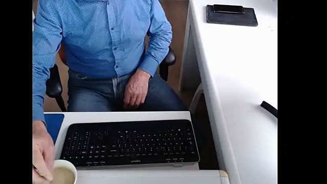 dutchpornking online show from 10/12/25, 07:07