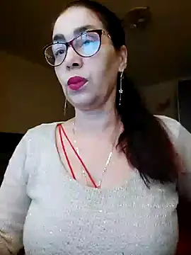 Snapshot of Chriss_Tinaa chatting on 12/24/24, 06:44 Chriss Tinaa online show from 12/24/24, 06:44