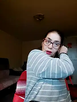 Snapshot of Chriss_Tinaa chatting on 12/24/24, 09:50 Chriss Tinaa online show from 12/24/24, 09:50