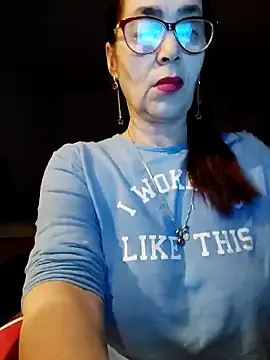 Snapshot of Chriss_Tinaa chatting on 01/04/25, 05:27 Chriss Tinaa online show from 01/04/25, 05:27