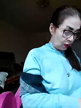 Snapshot of Chriss_Tinaa chatting on 01/25/25, 04:45 Chriss Tinaa online show from 01/25/25, 04:45