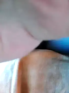 Snapshot of Chriss_Tinaa chatting on 01/28/25, 09:51 Chriss Tinaa online show from 01/28/25, 09:51