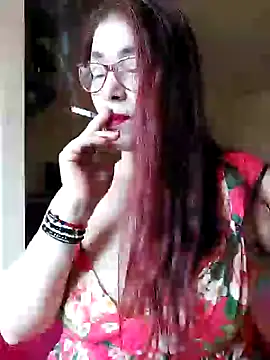 Snapshot of Chriss_Tinaa chatting on 02/02/25, 09:30 Chriss Tinaa online show from 02/02/25, 09:30