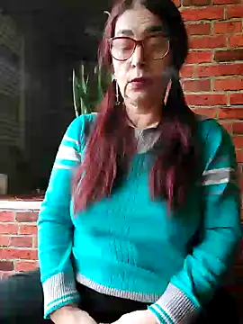 Snapshot of Chriss_Tinaa chatting on 02/05/25, 09:36 Chriss Tinaa online show from 02/05/25, 09:36