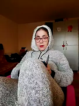 Snapshot of Chriss_Tinaa chatting on 02/11/25, 06:19 Chriss Tinaa online show from 02/11/25, 06:19