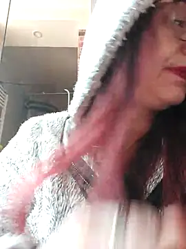 Snapshot of Chriss_Tinaa chatting on 02/17/25, 08:52 Chriss Tinaa online show from 02/17/25, 08:52