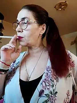 Snapshot of Chriss_Tinaa chatting on 03/07/25, 06:02 Chriss Tinaa online show from 03/07/25, 06:02