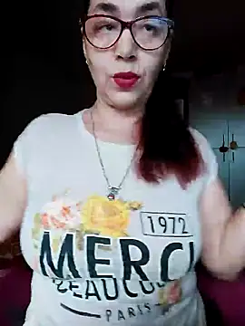 Snapshot of Chriss_Tinaa chatting on 03/13/25, 05:54 Chriss Tinaa online show from 03/13/25, 05:54