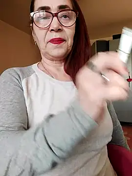 Snapshot of Chriss_Tinaa chatting on 03/19/25, 05:08 Chriss Tinaa online show from 03/19/25, 05:08