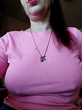 Snapshot of Chriss_Tinaa chatting on 03/20/25, 06:08 Chriss Tinaa online show from 03/20/25, 06:08