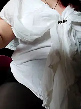 Snapshot of Chriss_Tinaa chatting on 03/23/25, 05:54 Chriss Tinaa online show from 03/23/25, 05:54