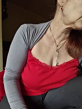 Snapshot of Chriss_Tinaa chatting on 03/15/26, 05:35 Chriss Tinaa online show from 03/15/26, 05:35