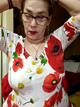 Snapshot of Chriss_Tinaa chatting on 04/09/26, 02:55 Chriss Tinaa online show from 04/09/26, 02:55