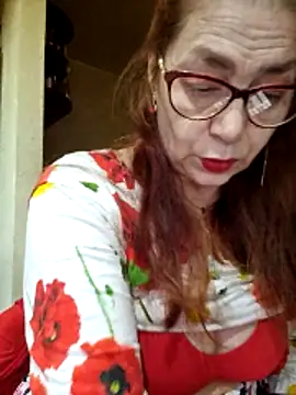 Snapshot of Chriss_Tinaa chatting on 04/10/26, 03:34 Chriss Tinaa online show from 04/10/26, 03:34
