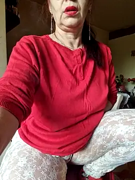 Snapshot of Chriss_Tinaa chatting on 04/17/26, 04:26 Chriss Tinaa online show from 04/17/26, 04:26