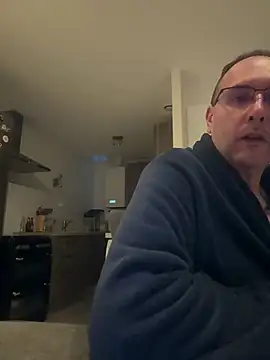 DUDURAxh online show from 01/17/26, 07:02