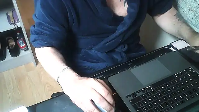 Snapshot of DUDURA@xh chatting on 03/20/26, 07:02 DUDURAxh online show from 03/20/26, 07:02