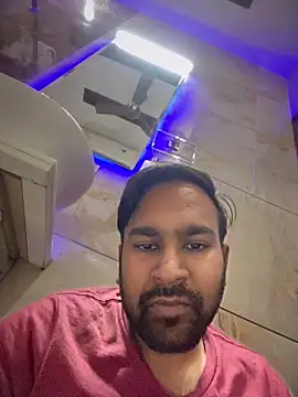 Snapshot of luciferdxm5 chatting on 02/21/26, 08:37 luciferdxm5 online show from 02/21/26, 08:37