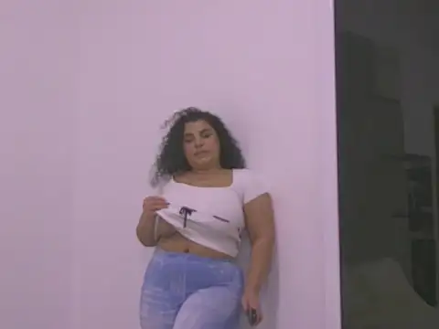 BustyMadison online show from 11/14/25, 07:40