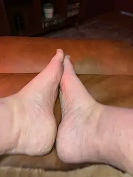 bigirl1979 online show from 12/20/25, 10:44