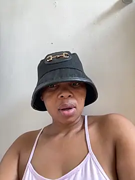 cherrybabe76 online show from 10/16/25, 06:36