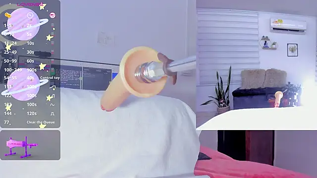 Snapshot of sofi_velez chatting on 02/01/25, 01:23 sofi velez online show from 02/01/25, 01:23