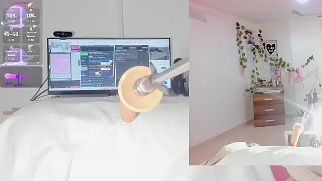 sofi velez online show from 12/04/25, 05:10