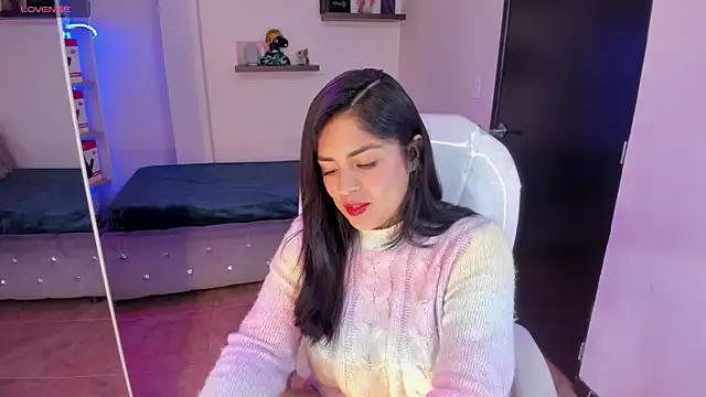 Snapshot of Catalinaa_martinez chatting on 01/29/25, 04:15 Catalinaa martinez online show from 01/29/25, 04:15