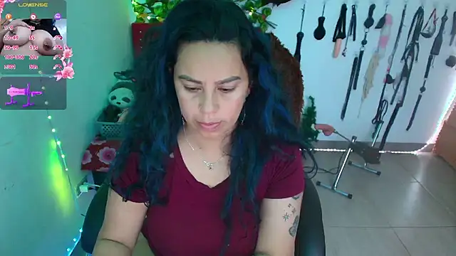 Snapshot of elektra_32 chatting on 03/27/26, 08:09 elektra 32 online show from 03/27/26, 08:09