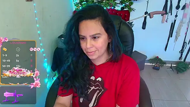 Snapshot of elektra_32 chatting on 04/12/26, 02:38 elektra 32 online show from 04/12/26, 02:38