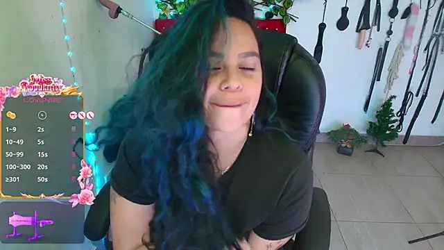 Snapshot of elektra_32 chatting on 04/14/26, 06:52 elektra 32 online show from 04/14/26, 06:52