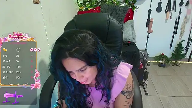 Snapshot of elektra_32 chatting on 04/17/26, 06:16 elektra 32 online show from 04/17/26, 06:16