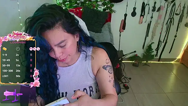 Snapshot of elektra_32 chatting on 04/20/26, 08:06 elektra 32 online show from 04/20/26, 08:06