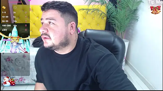 Snapshot of oso_dirty_ chatting on 12/24/24, 05:55 oso dirty  online show from 12/24/24, 05:55