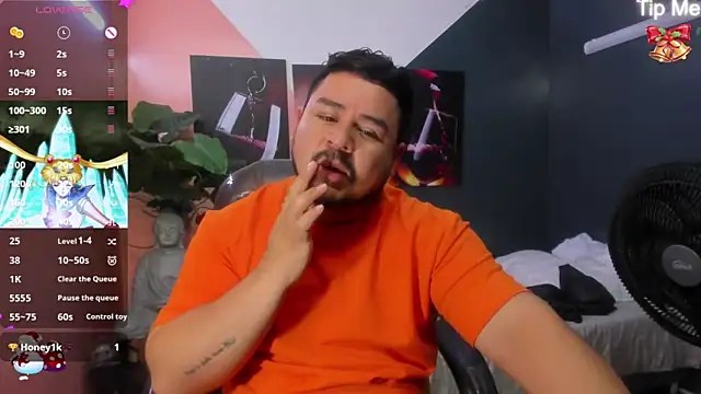 Snapshot of oso_dirty_ chatting on 12/29/24, 05:33 oso dirty  online show from 12/29/24, 05:33