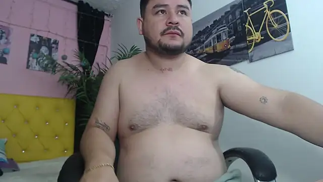 Snapshot of oso_dirty_ chatting on 02/12/25, 05:26 oso dirty  online show from 02/12/25, 05:26