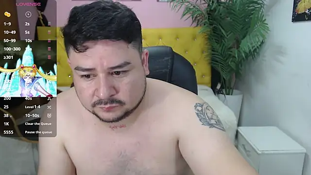 Snapshot of oso_dirty_ chatting on 03/15/25, 05:37 oso dirty  online show from 03/15/25, 05:37